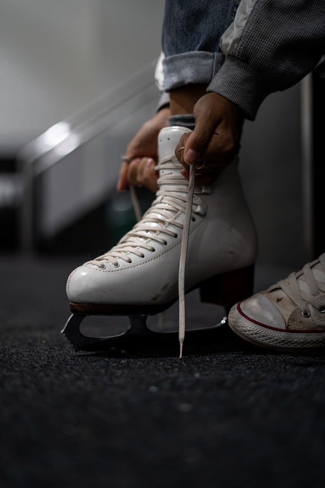 figure skating trainer finding clients