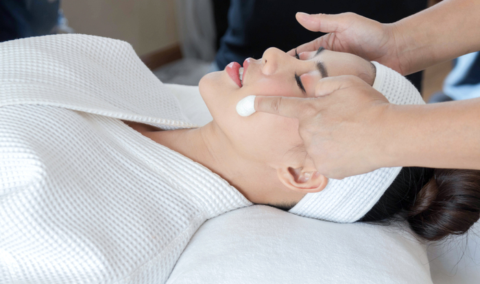 What Should a Good Esthetician Booking Software Do